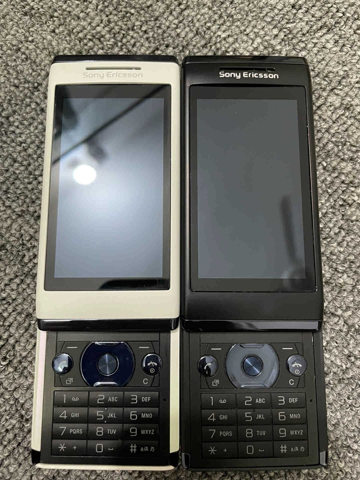 Sony Ericsson Aino U10 WIFI GPS Bluetooth 8.1MP Slider Cellphone