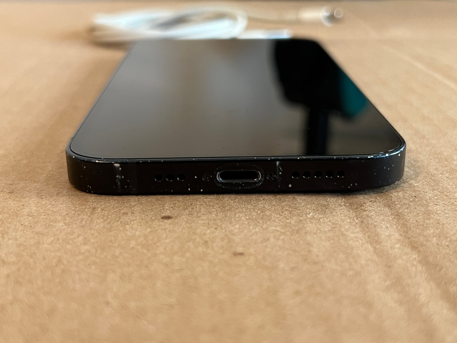 Apple iPhone 12 – 64GB – Black Unlocked (CDMA + GSM) A2172 READ