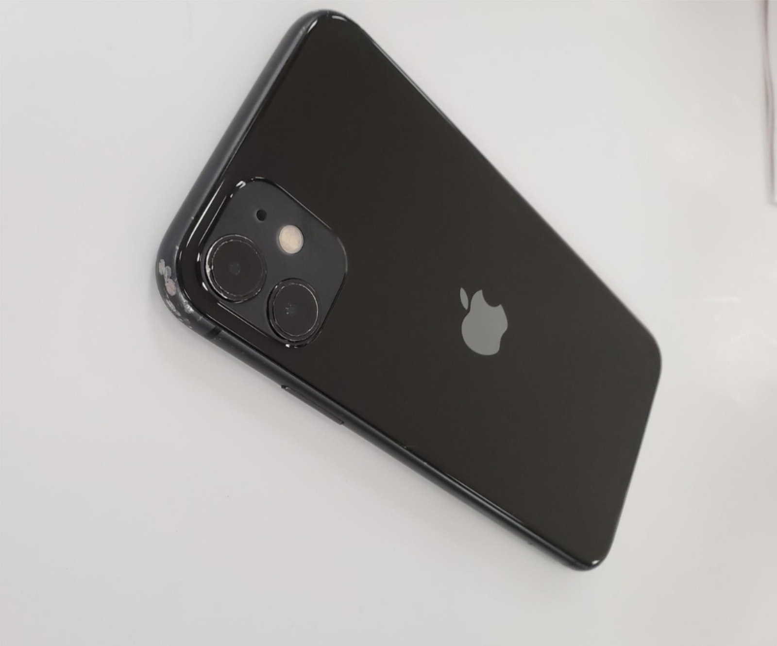 Apple iPhone 11 A2111 64GB Black Unlocked Fully Functional**READ**
