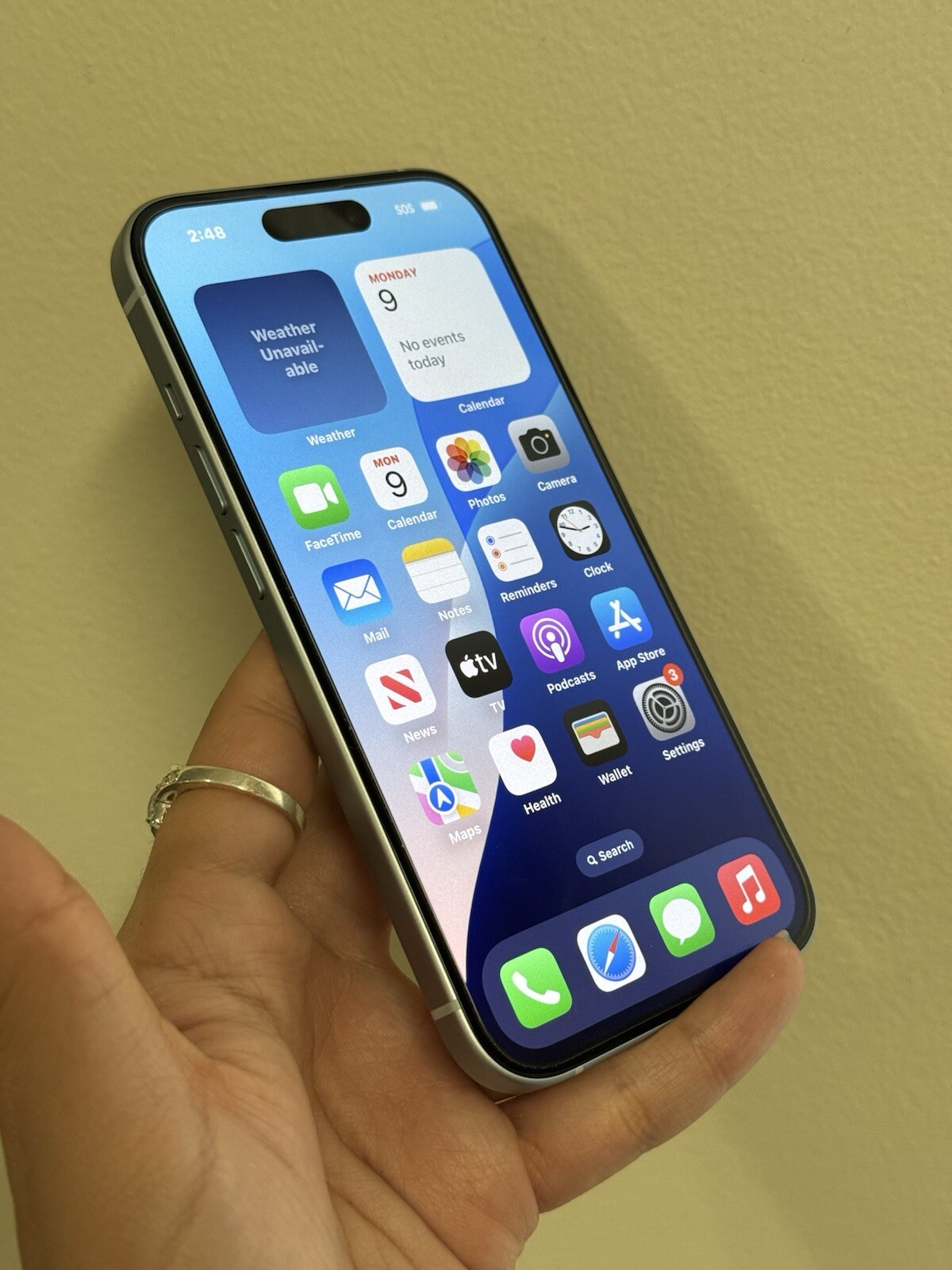 iPhone 15