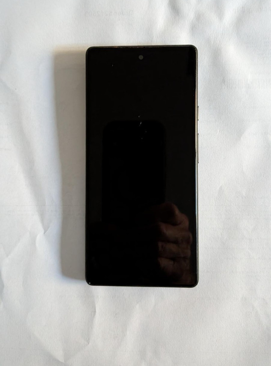 Google Pixel 6 128GB Black Phone GA02350US – Very Good Condition See Description