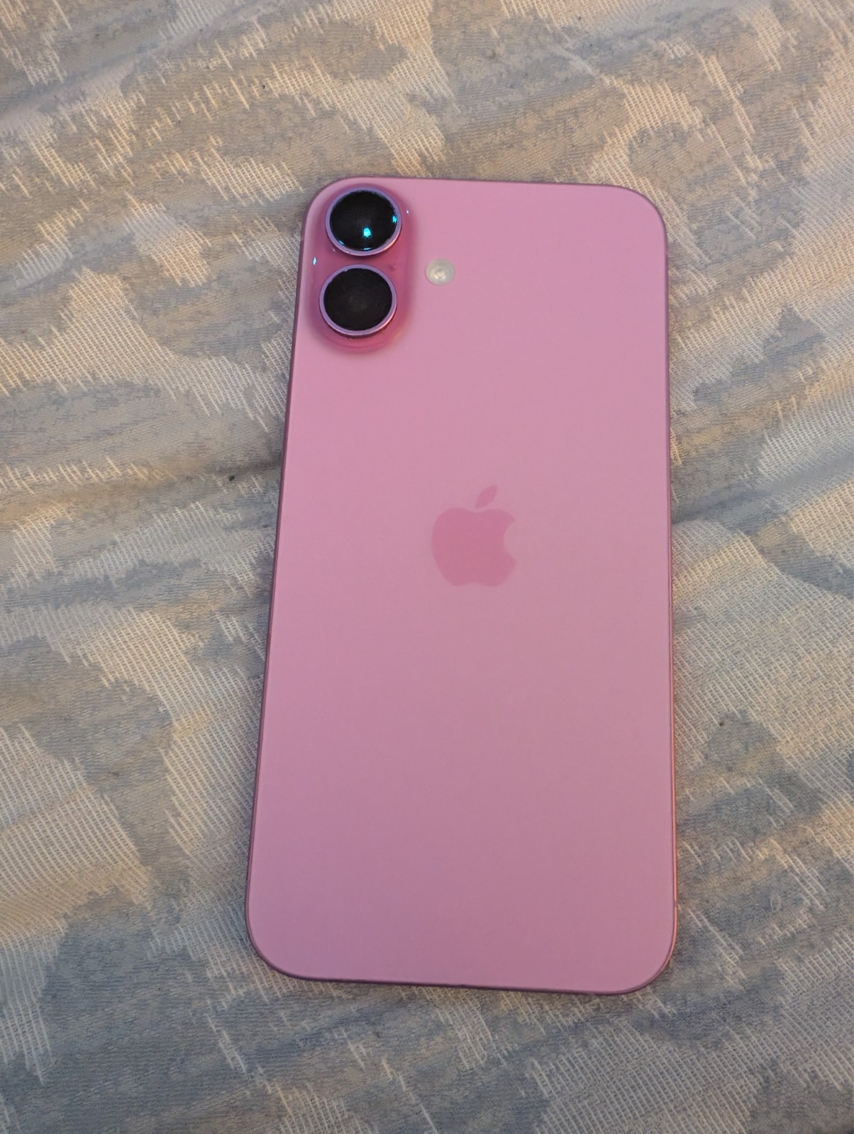 Apple iPhone 16 Plus – 128 GB – Pink (Spectrum)